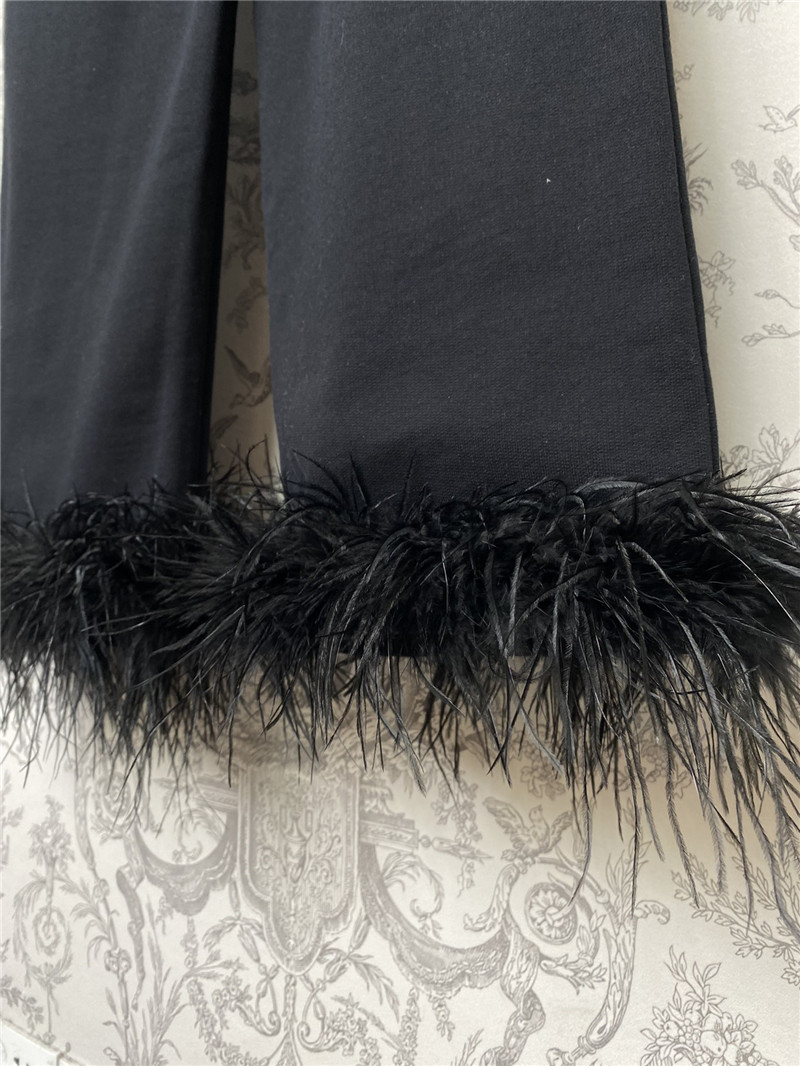 Pra*a new feather trousers