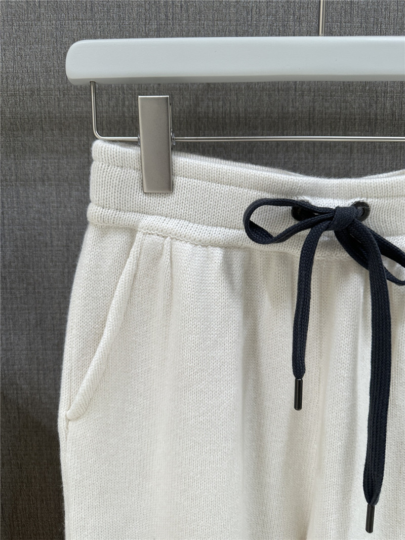 BC Bow British Threaded Cashmere Suit