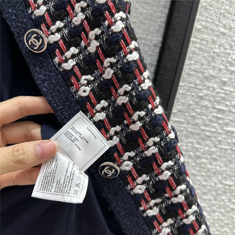 Ch**el stand collar short coat