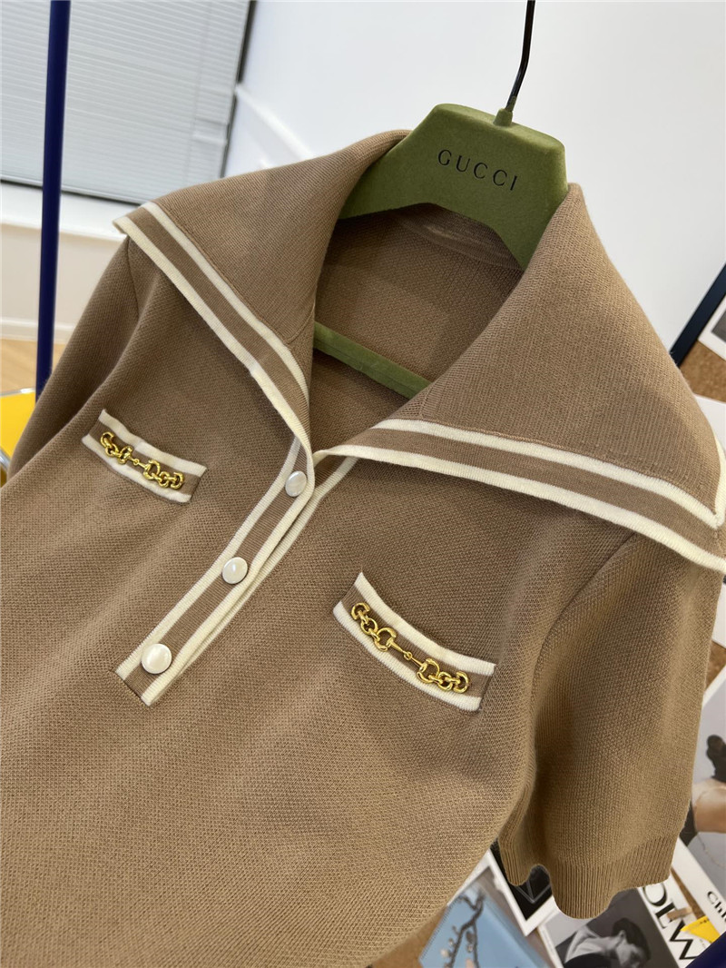 Gvc*1 horsebit shawl collar sweater