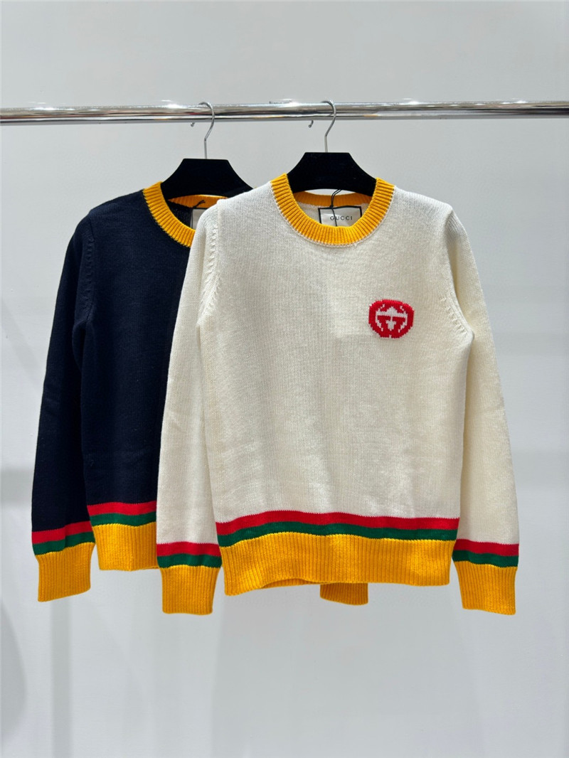 Gvc*1 logo contrast knitted sweater