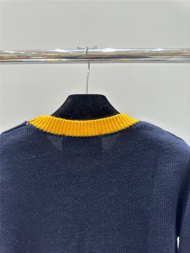 Gvc*1 logo knitted sweater in navy