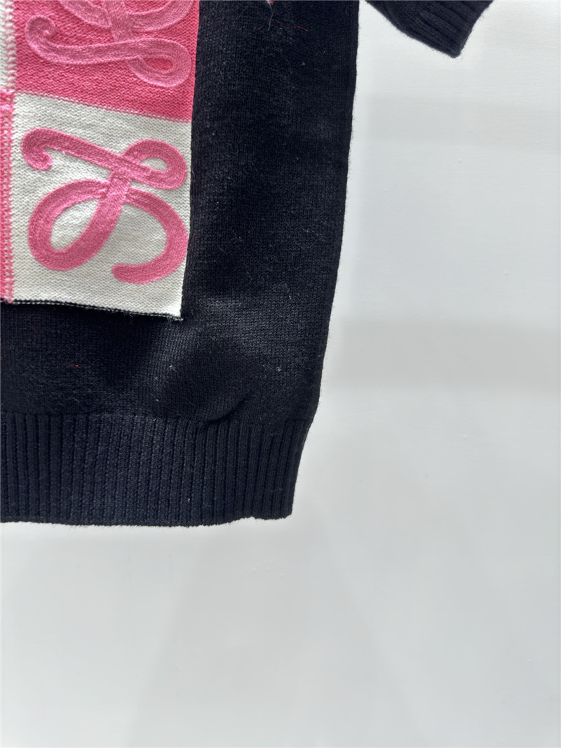 L0ew* logo knitted short sweater in navy