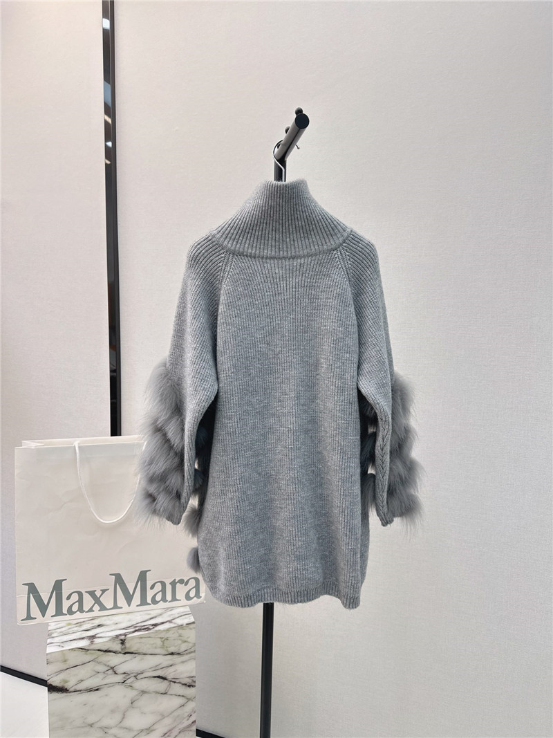 Vanitoo Faux Fur Turtleneck Sweater Grey