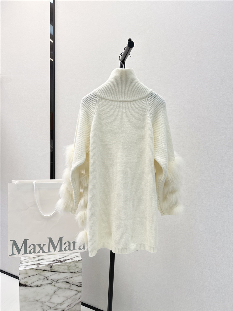Vanitoo Faux Fur Turtleneck Sweater White