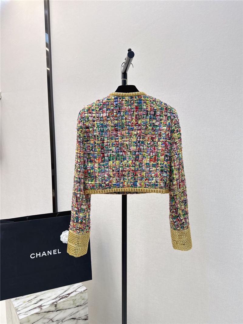 Ch**el new round neck gold short coat