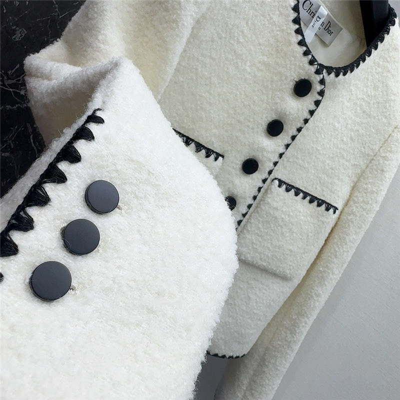 D10r wool jacket with contrast embroidered trim