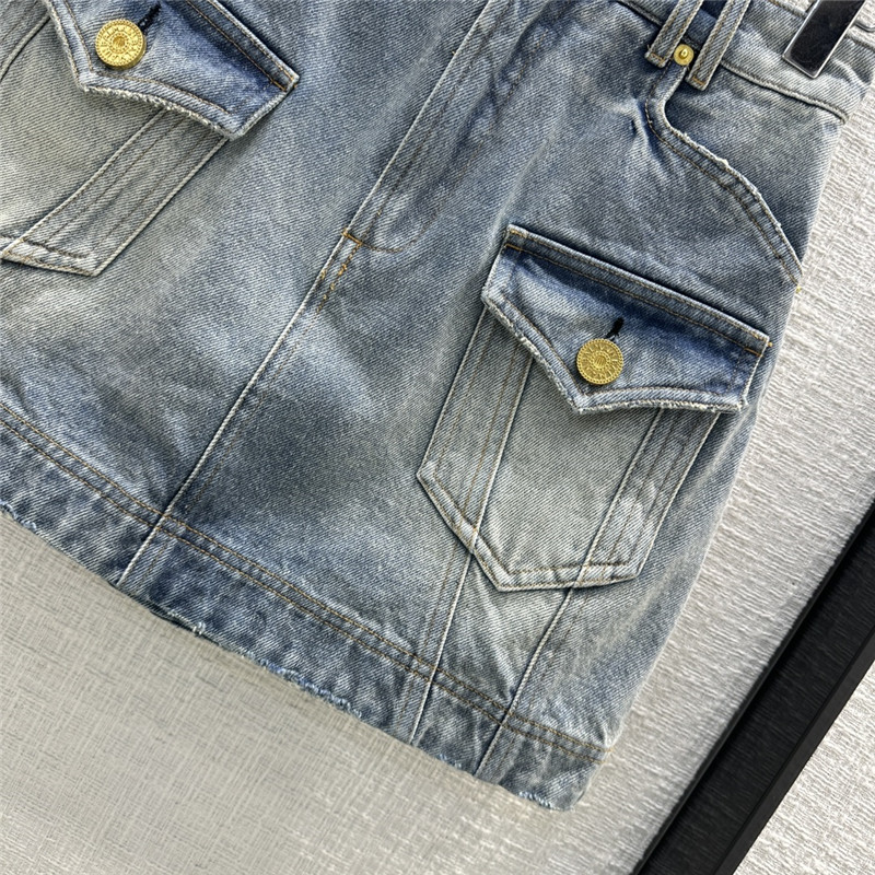 Ba1en*iaga vintage gold button denim skirt