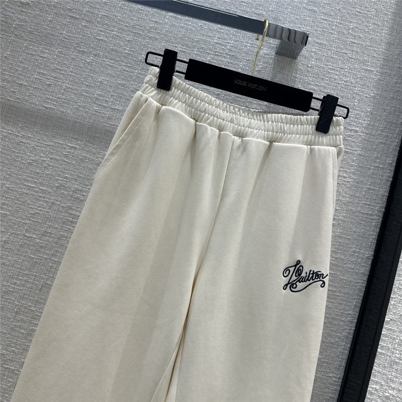 l0vis Vvtt0n lv sports sweatshirt suit