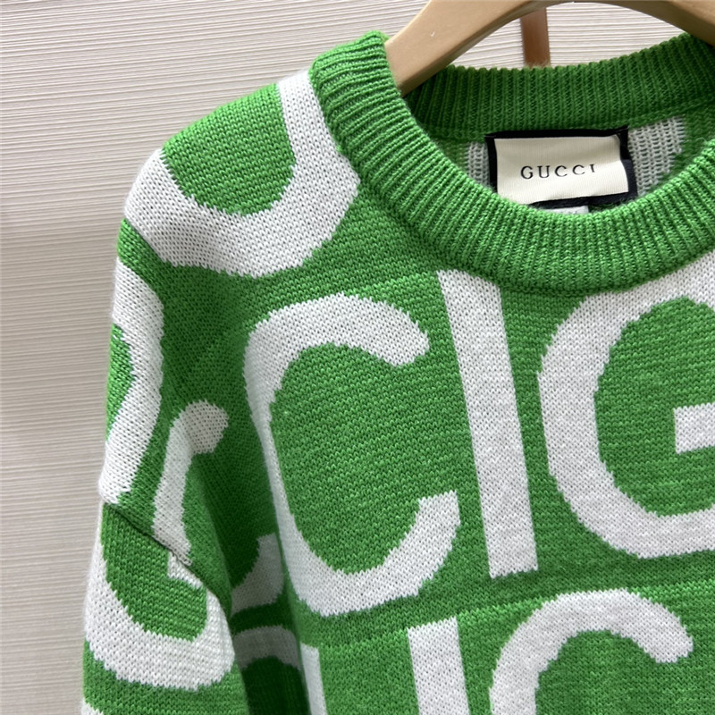 Gvc*1 logo round neck sweater in green