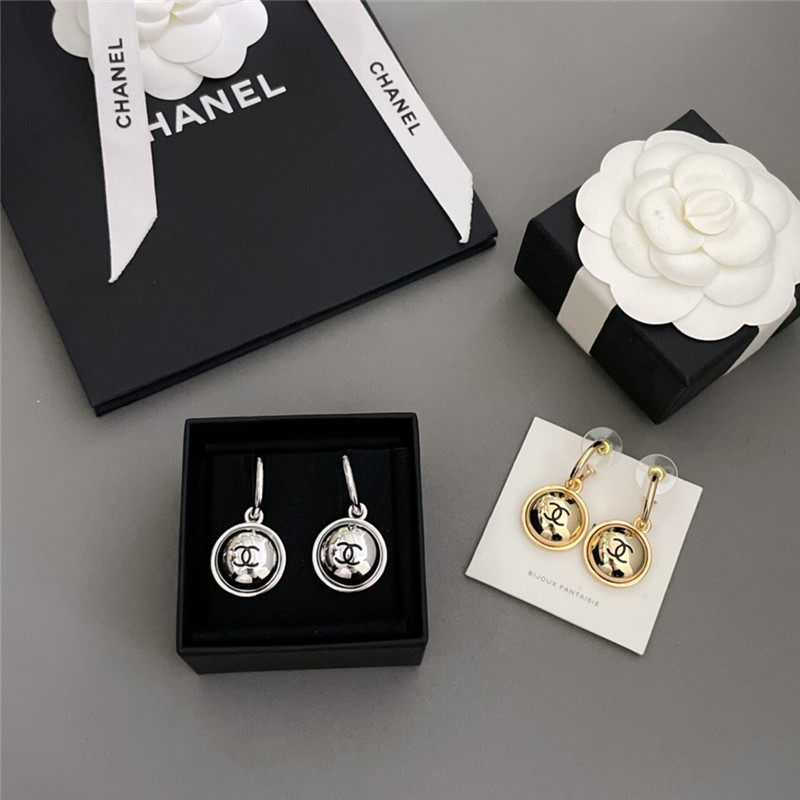 Ch**el small fragrant earrings