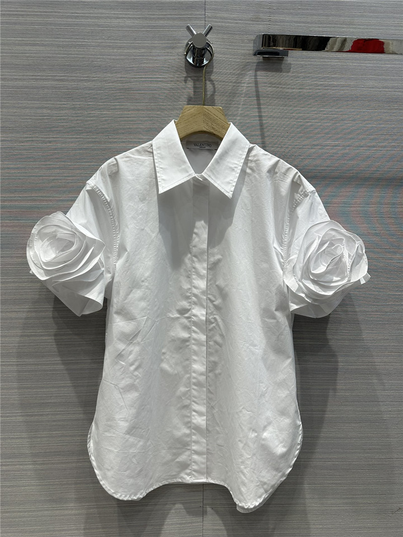 Va1e*ntin0 three-dimensional butterfly short-sleeved large shirt