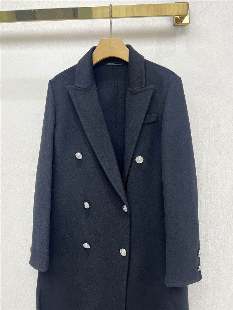 l0vis Vvtt0n lv black coat