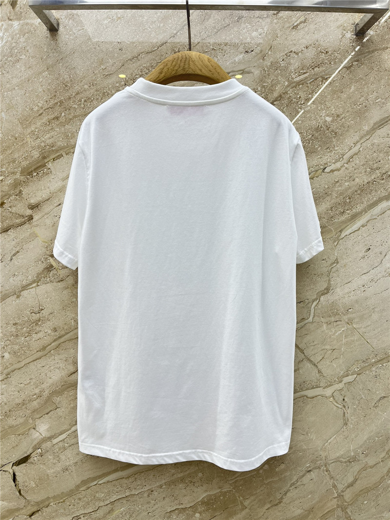 Va1e*ntin0 early spring crystal butterfly t-shirt