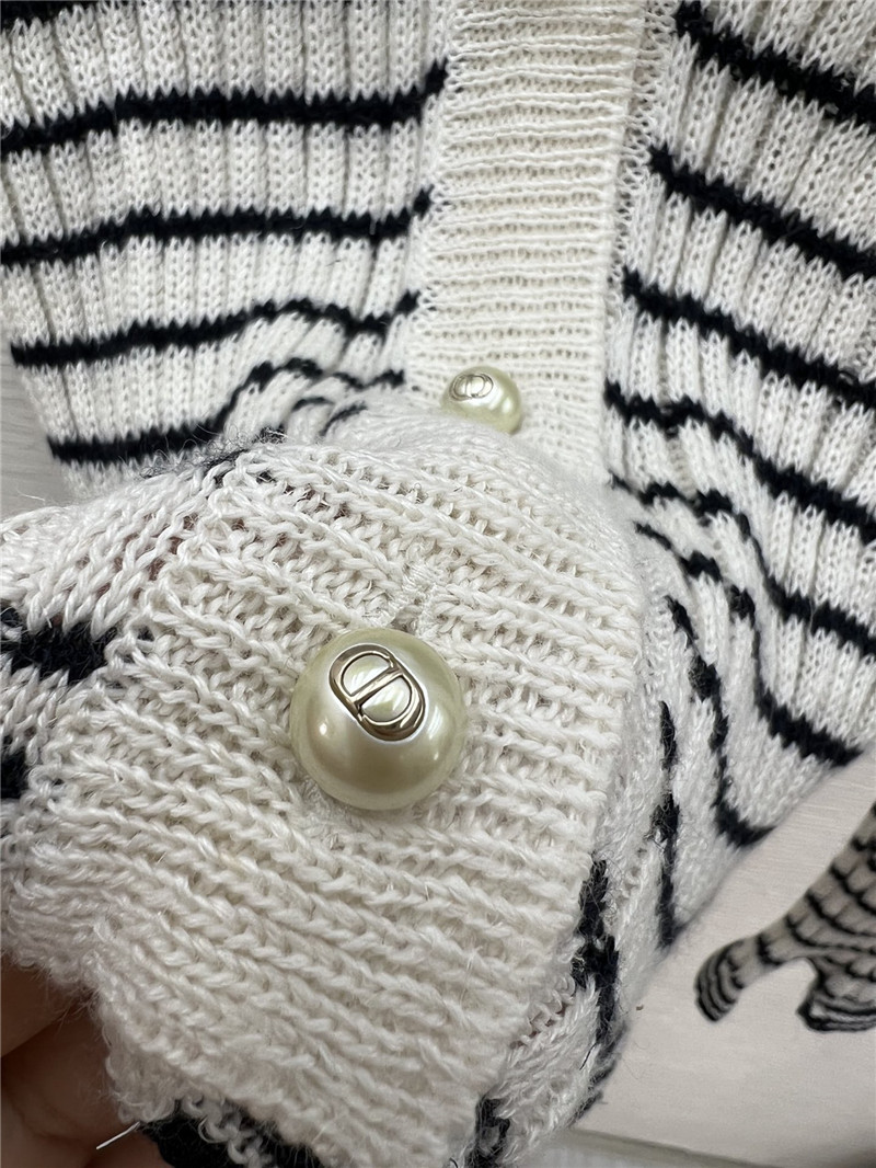 D10r lace cuffs striped cardigan