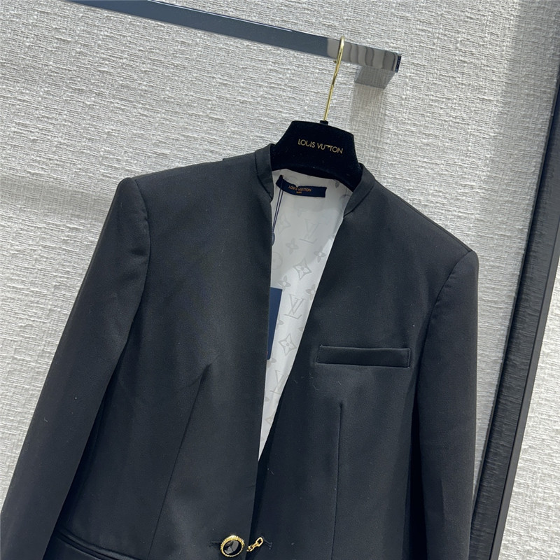 l0vis Vvtt0n lv collarless blazer