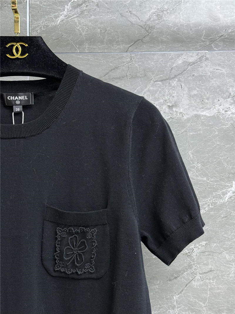 Ch**el four leaf clover short sleeves