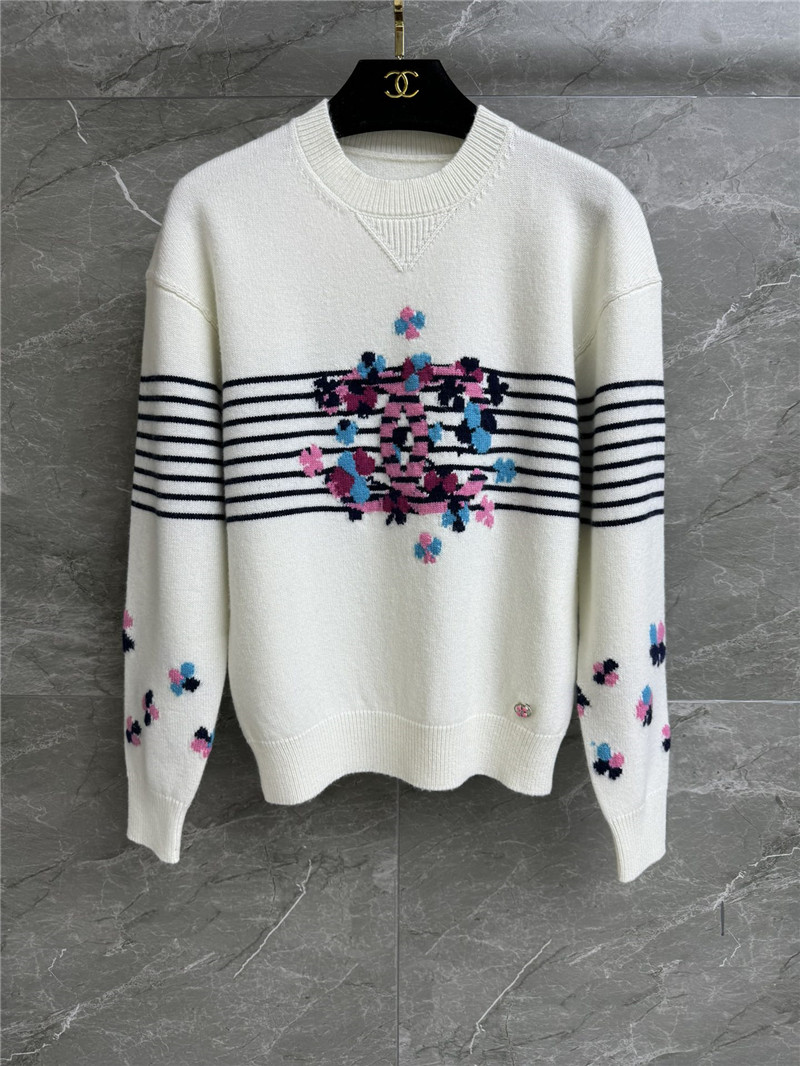Ch**el double c cashmere sweater