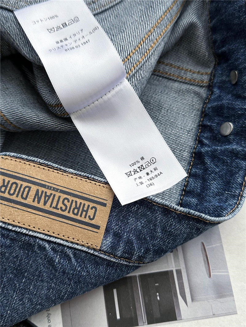 D10r multi-pocket denim jacket