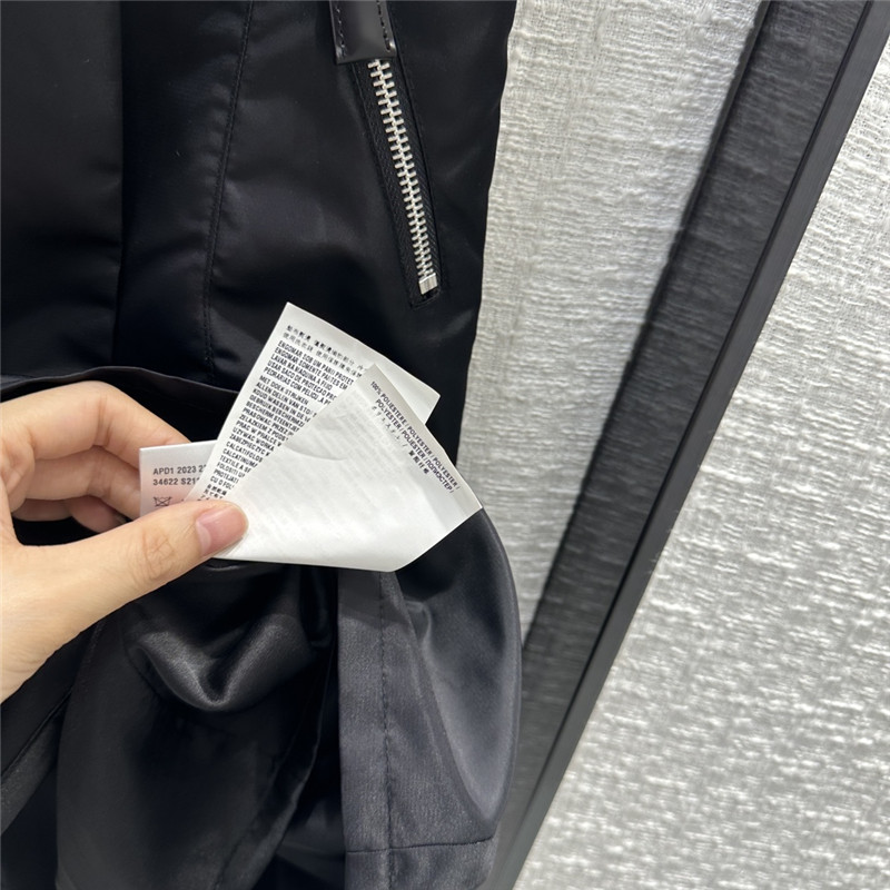 Pra*a new functional nylon sleeveless skirt