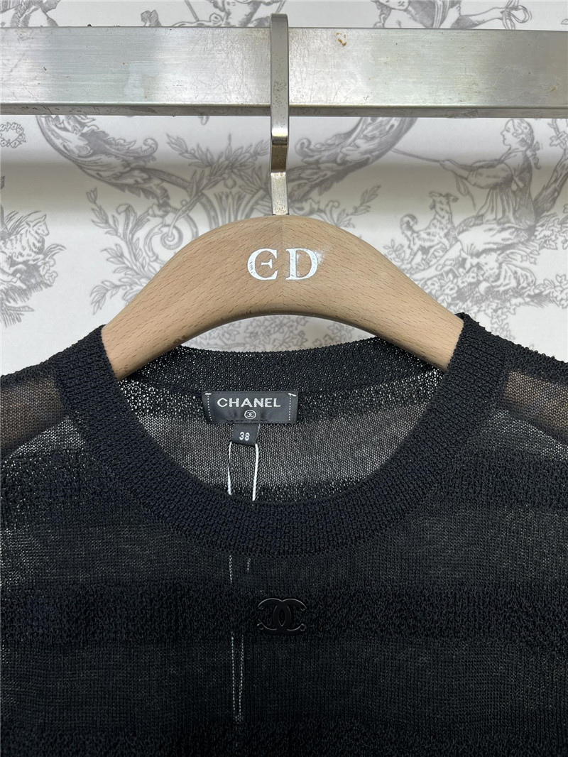 Ch**el new round neck knitted long sleeves