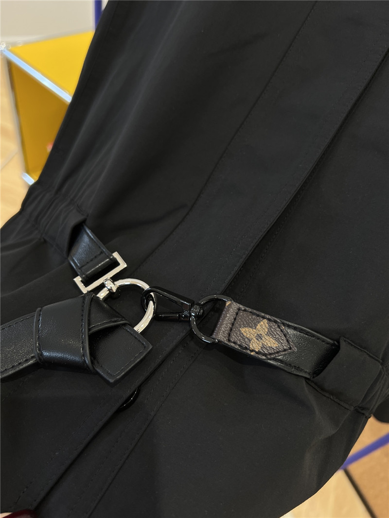 l0vis Vvtt0n lv black jacket