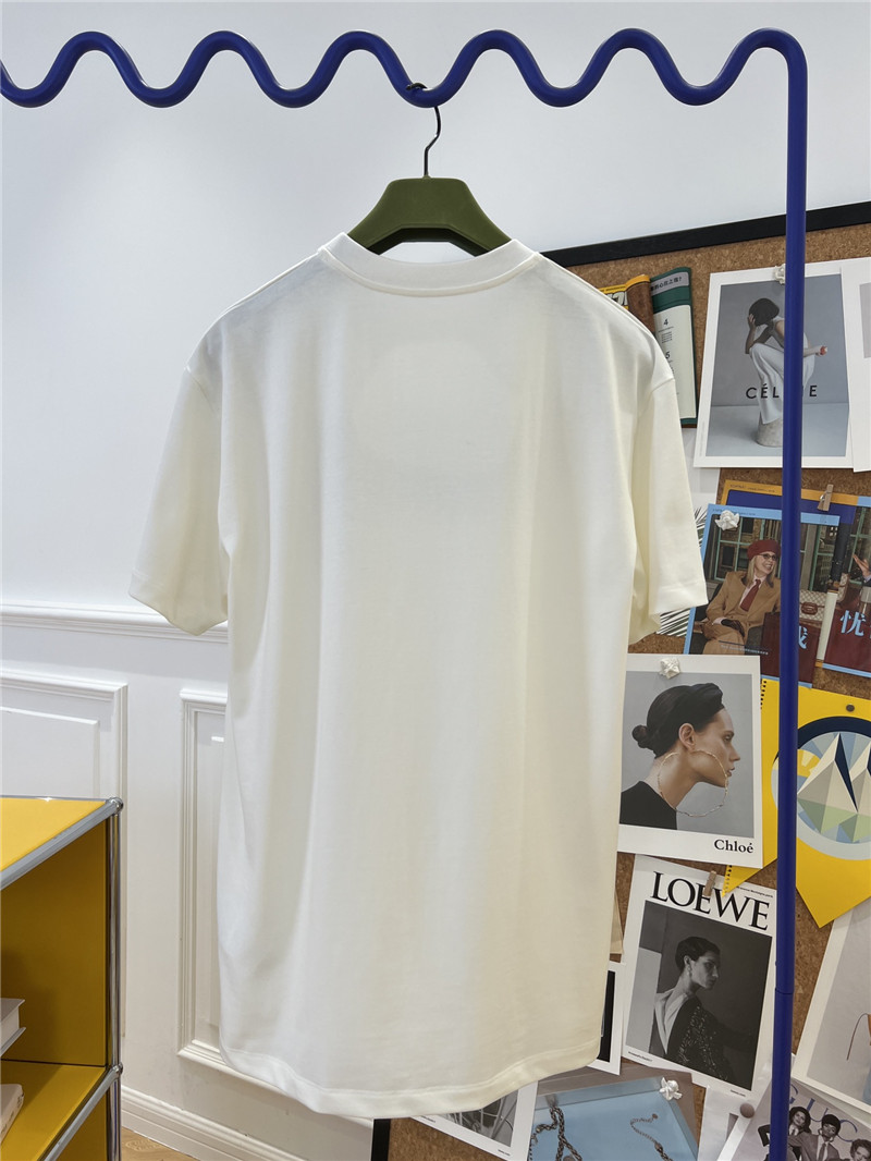 Gvc*1 sequin print t-shirt