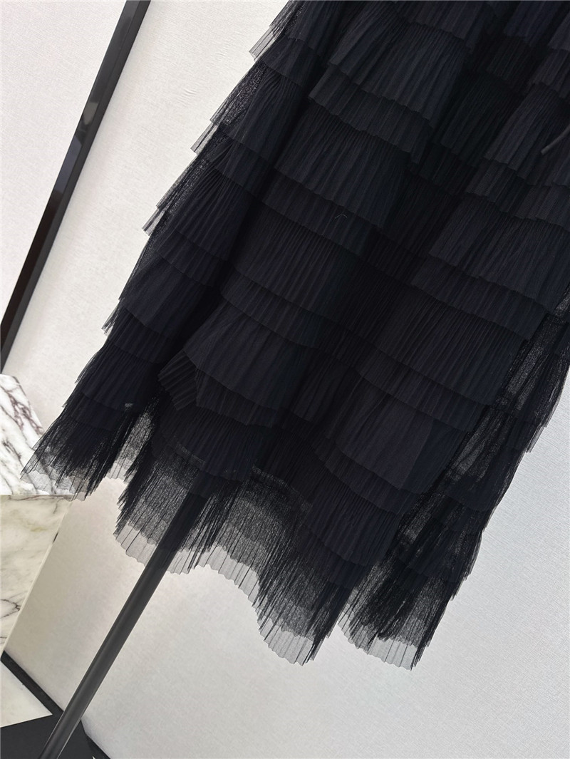 M1um1u new heavy layered mesh skirt