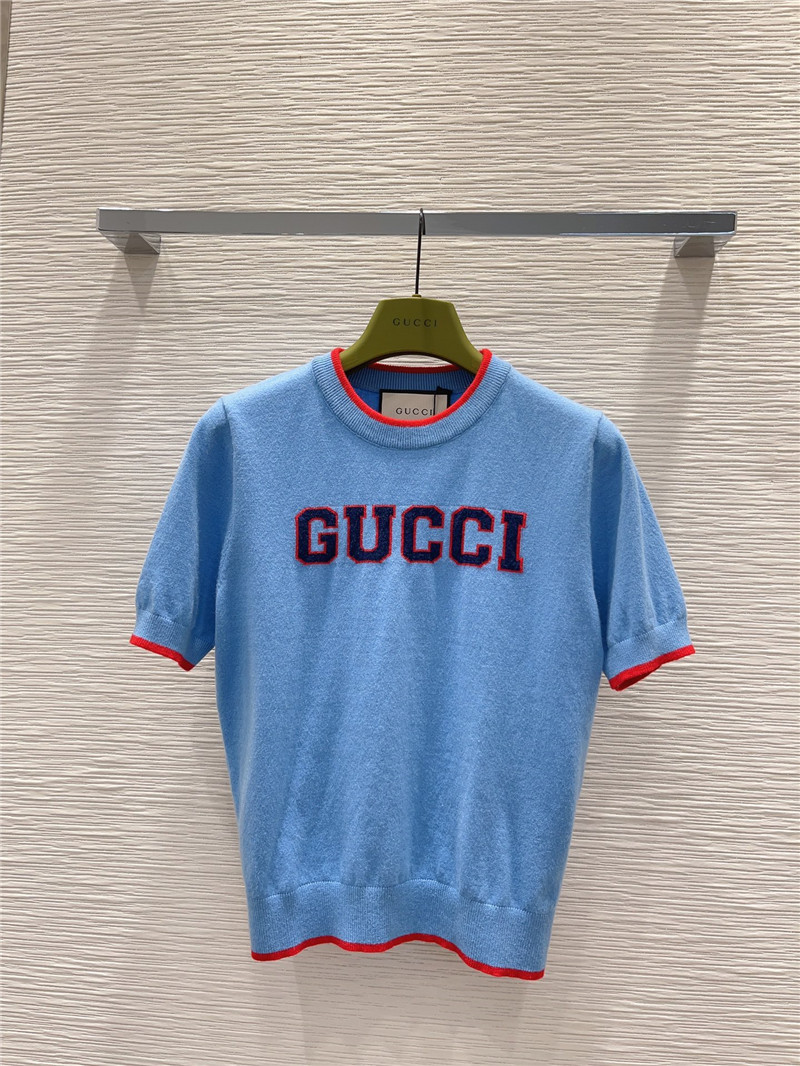 Gvc*1 classic crew neck pullover sweater