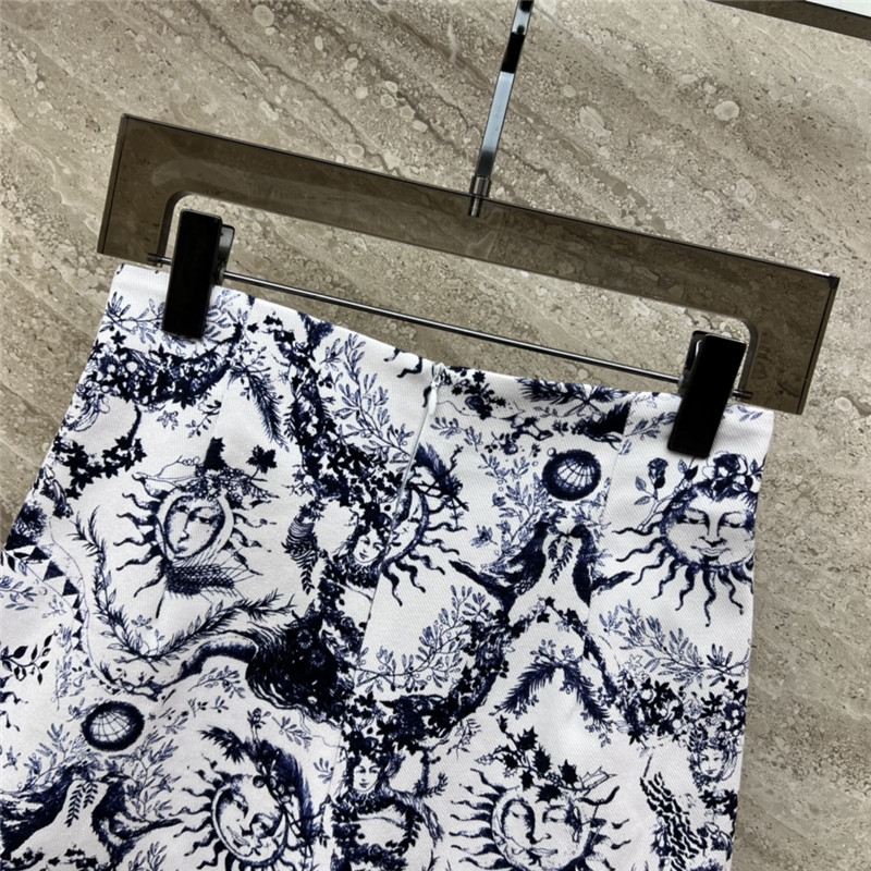 D10r sun god series printed casual shorts