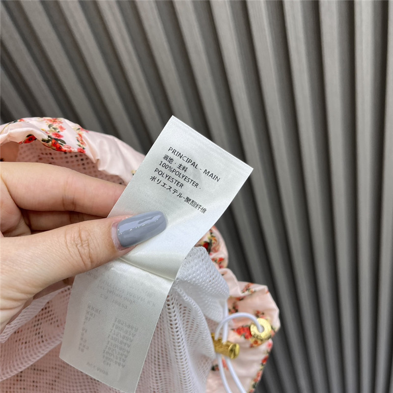 l0vis Vvtt0n lv floral sunscreen set