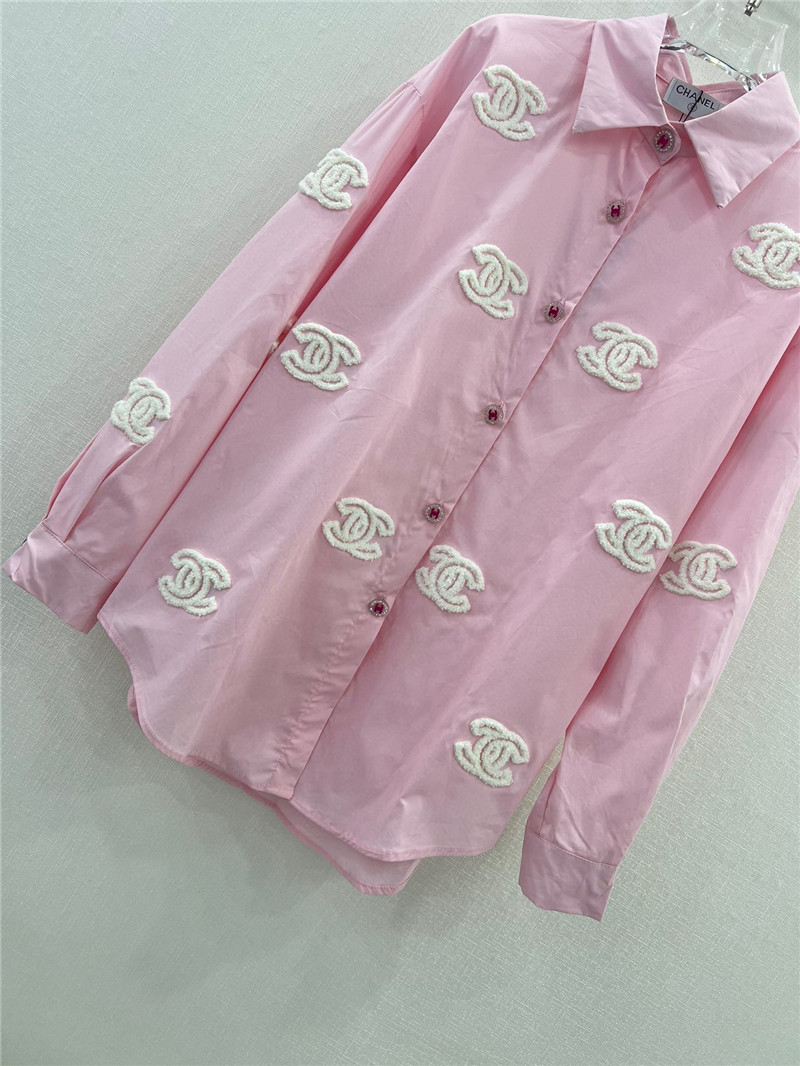 Ch**el contrast towel logo shirt