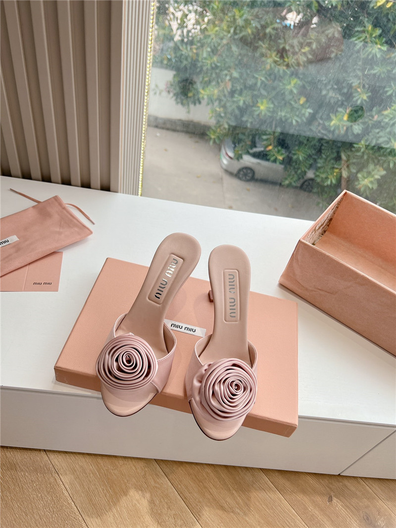 M1um1u rose high heels