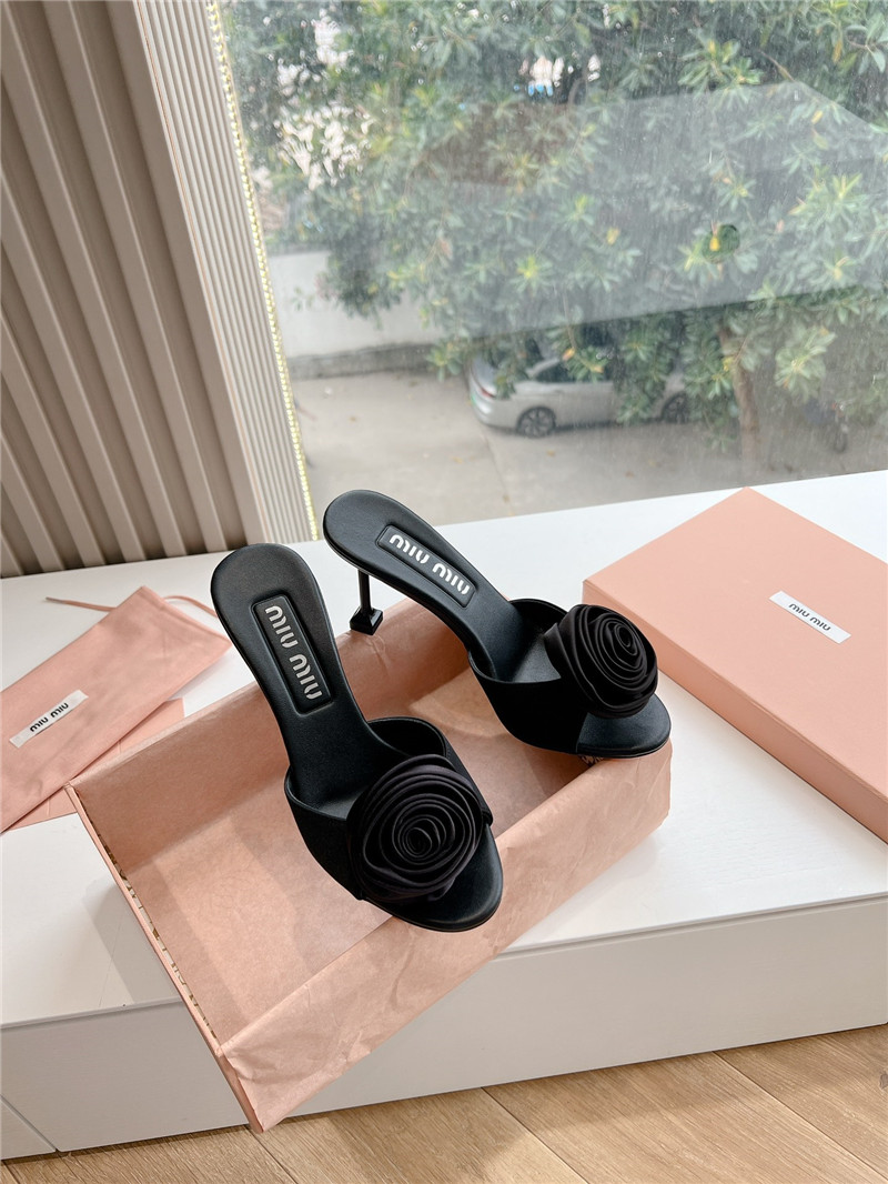 M1um1u rose high heels