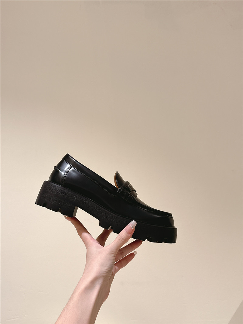 Ch**el new wood grain platform sandals