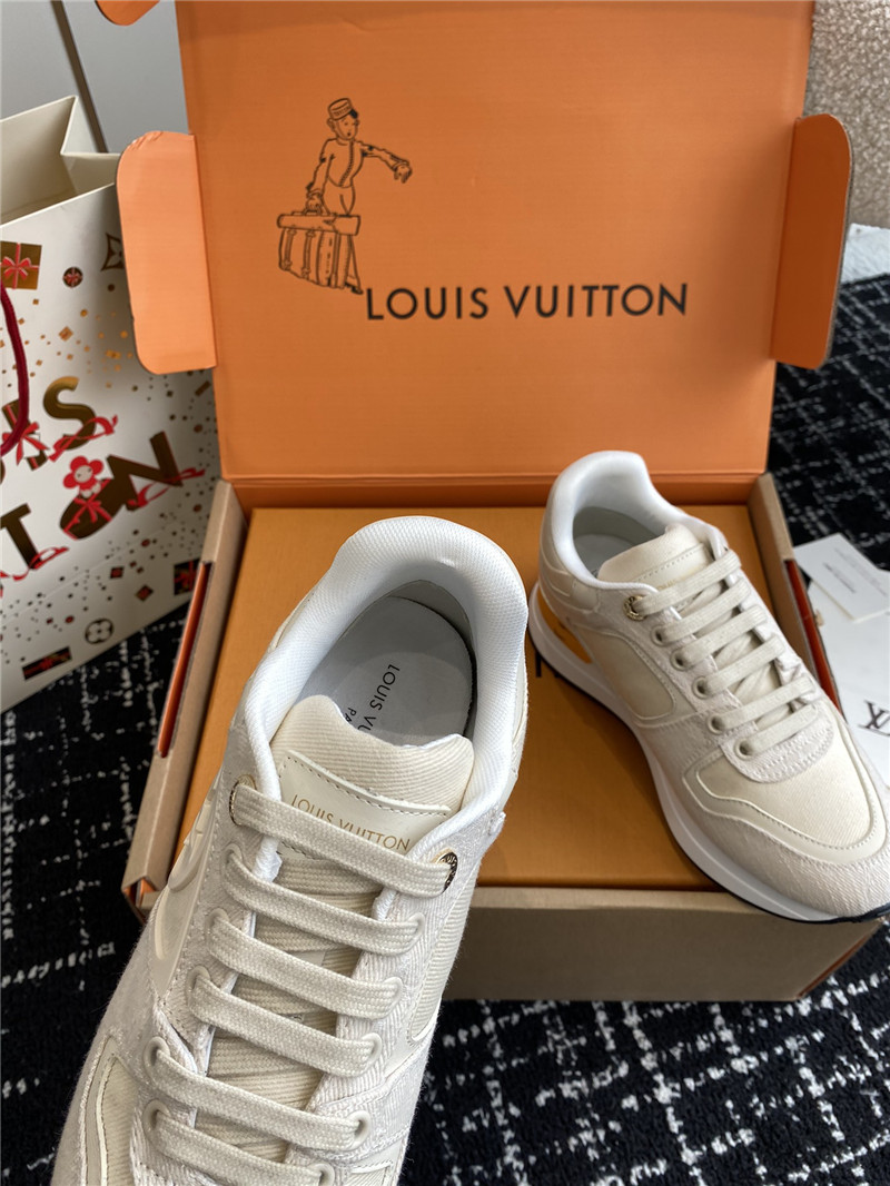 l0vis Vvtt0n lv run away sneakers in beige