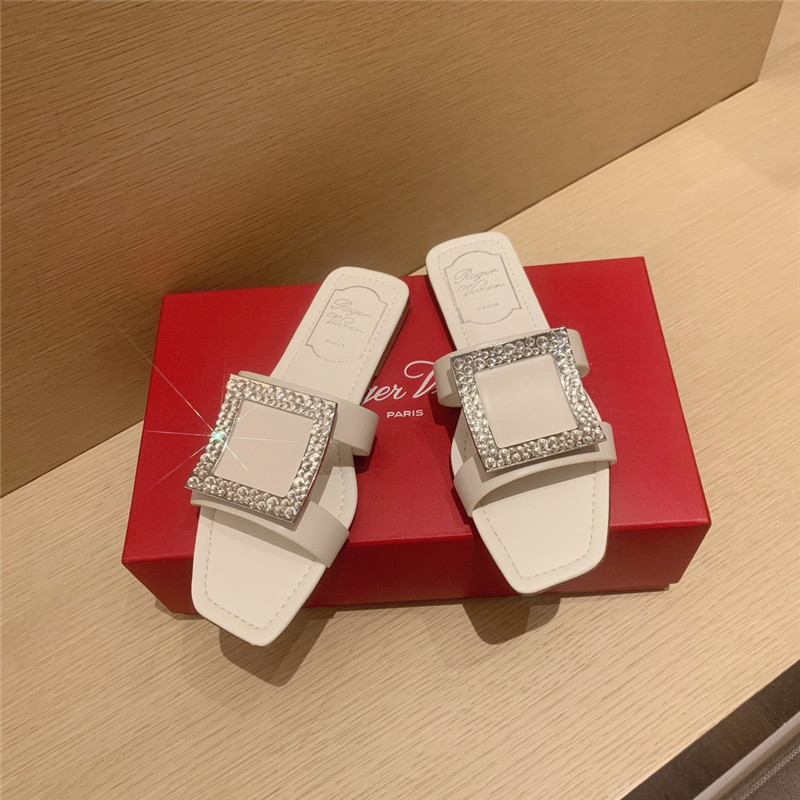Roger vivor square buckle half drag