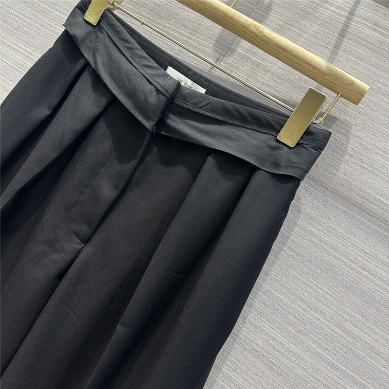 The R0w high-end trousers
