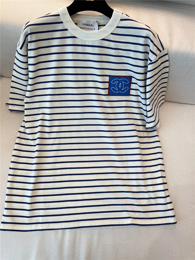 Ch**el new secondhand boyfriend style t-shirt
