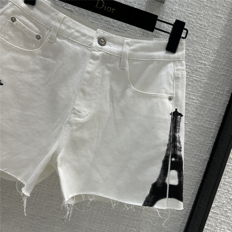 D10r new white shorts