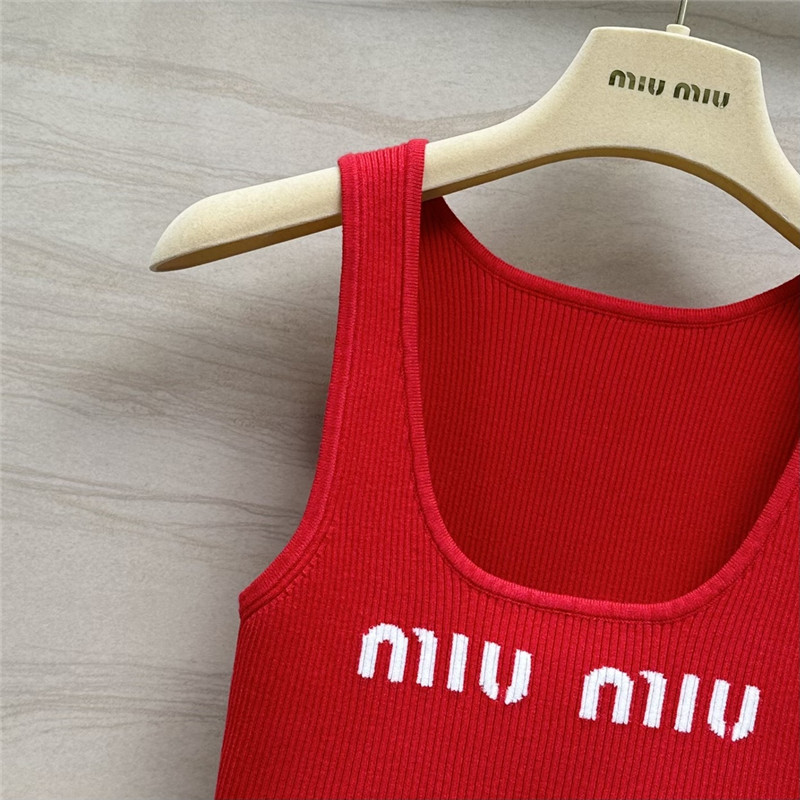 M1um1u kanhua logo knitted short vest