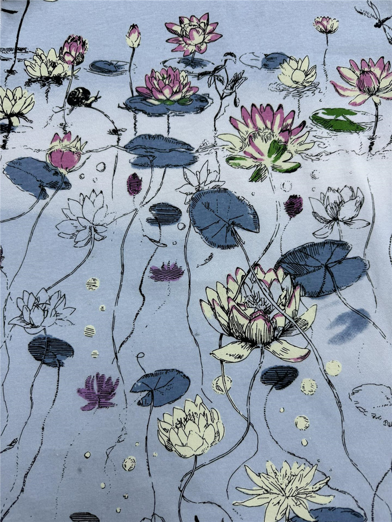 D10r lotus pond print t-shirt
