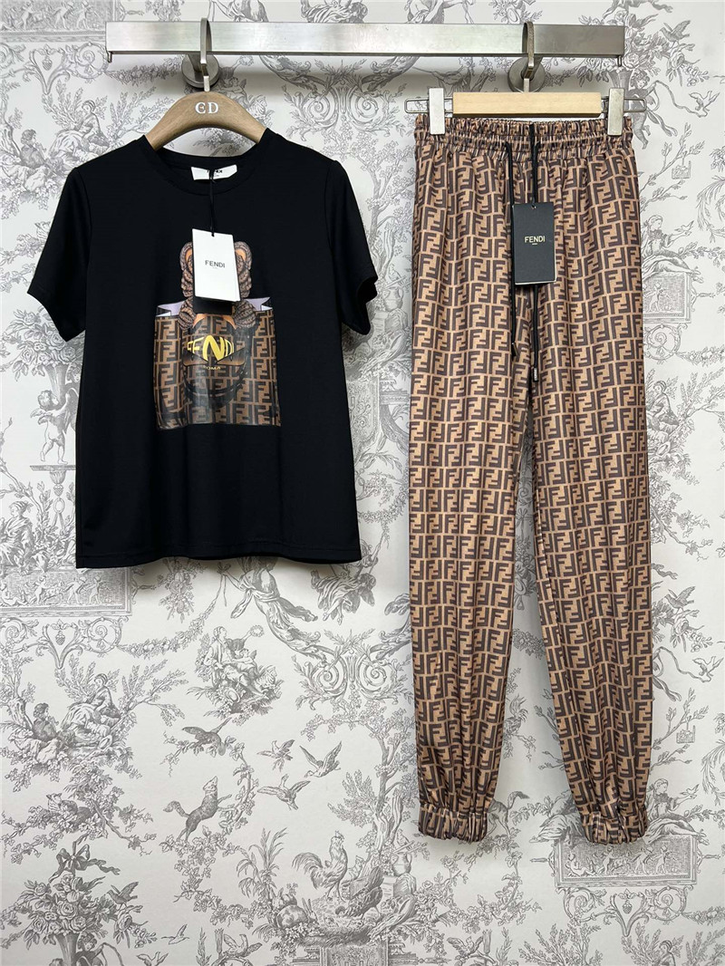 F**di new short sleeve leggings suit