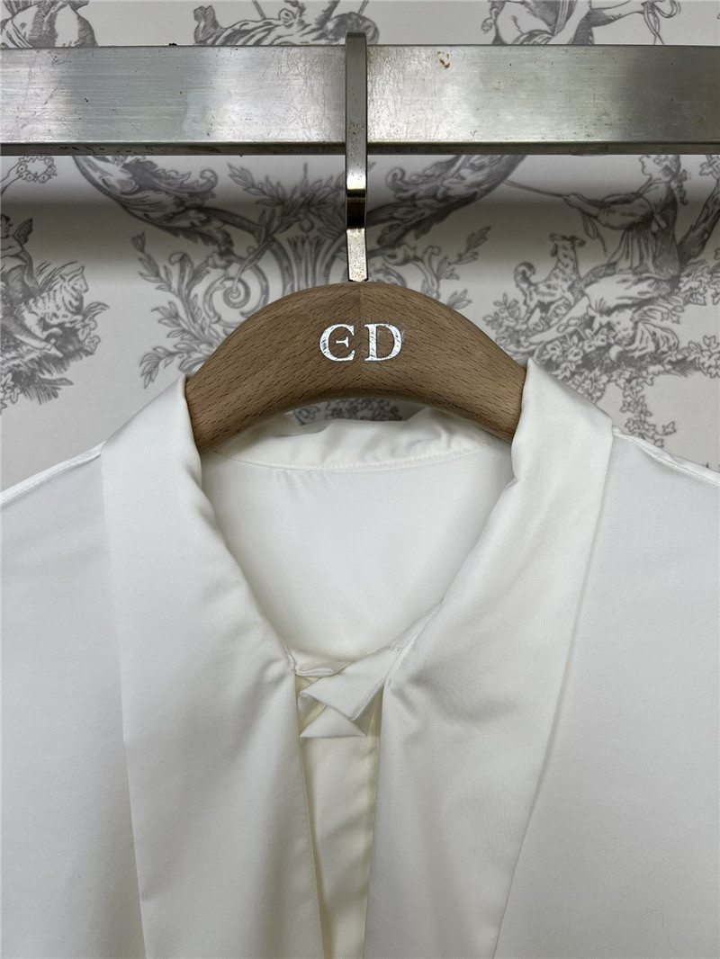 D10r new ribbon shirt