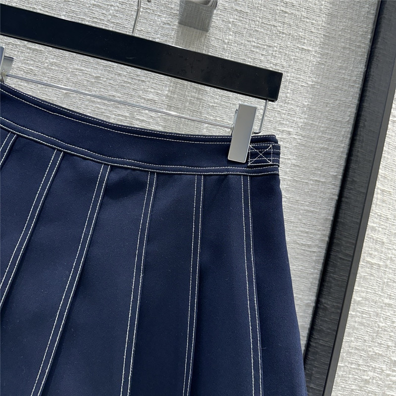 Thom Browne topstitched pleated short skirt