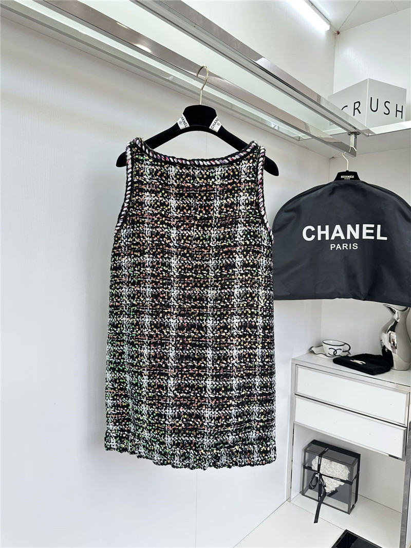 Ch**el new sundress