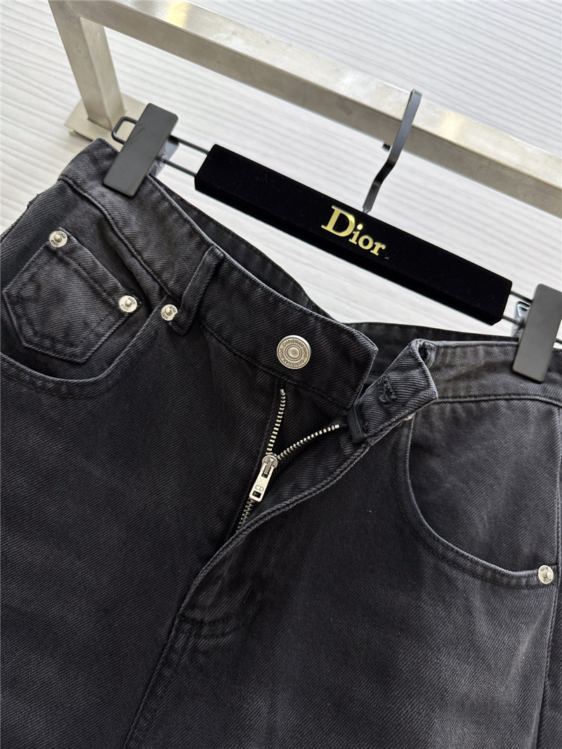 D10r logo embroidered hem straight jeans