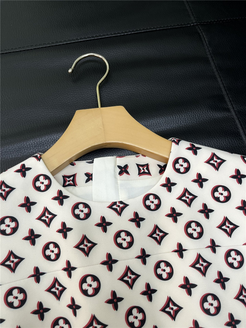 l0vis Vvtt0n lv sleeveless dress