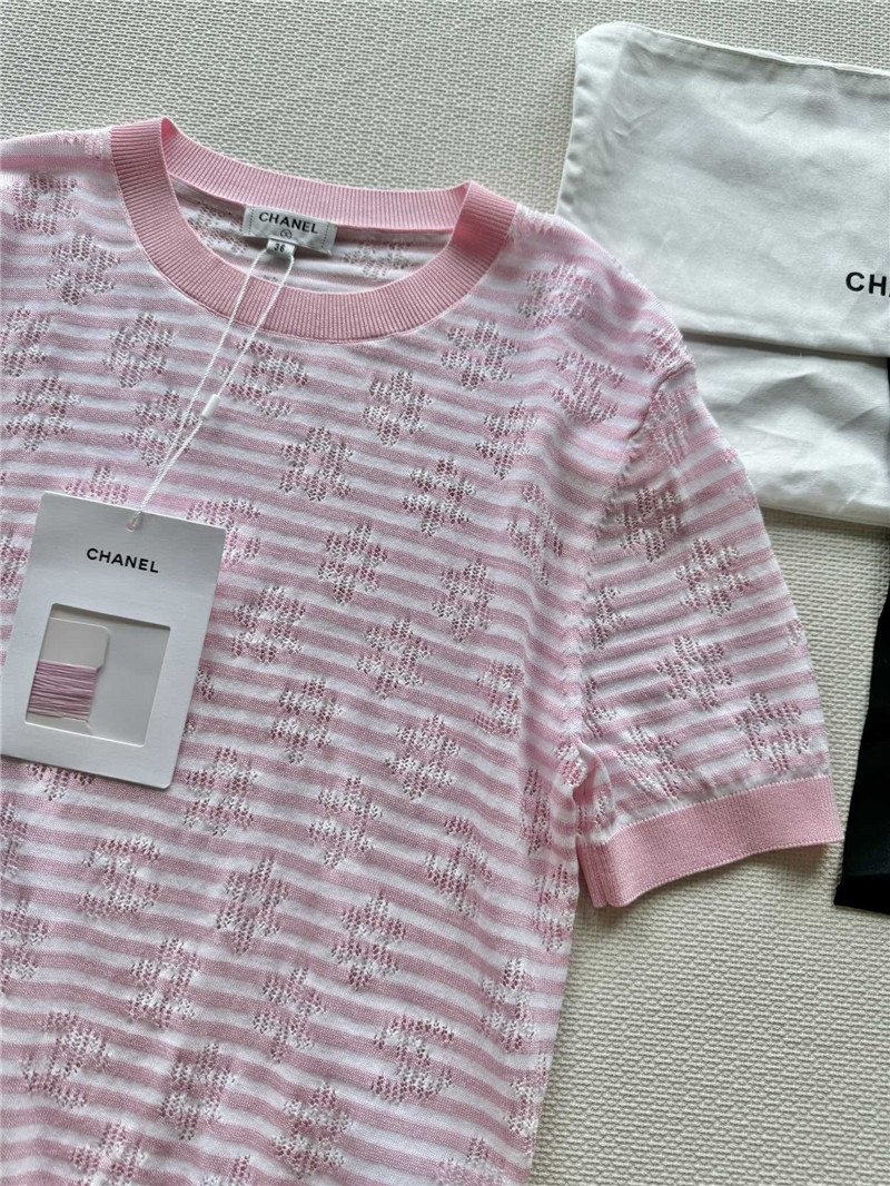 Ch**el pink top