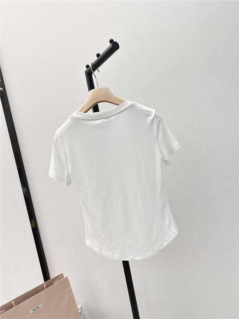 M1um1u slim fit u-neck t-shirt